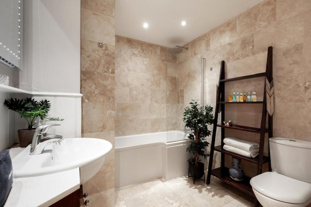 Revamped & Luxxe For Covent Garden Lovers! Adorable For Families & Friends * Londres