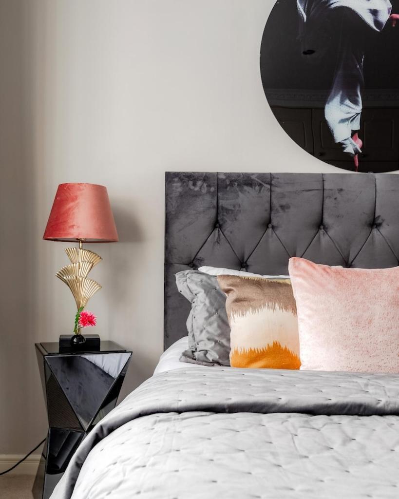 Revamped & Luxxe For Covent Garden Lovers! Adorable For Families & Friends Apartamento Londres