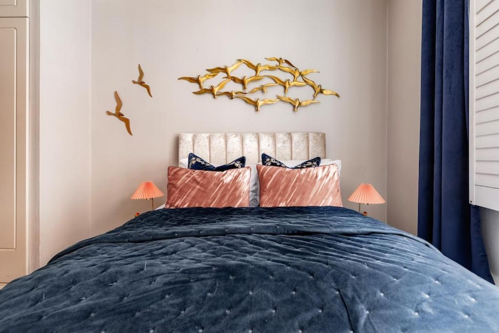 Apartamento Revamped & Luxxe For Covent Garden Lovers! Adorable For Families & Friends Londres